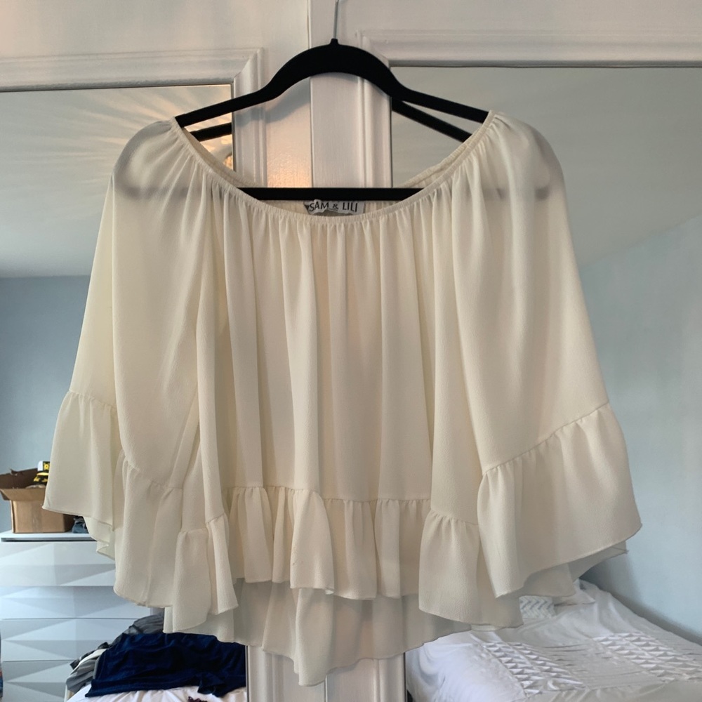 Sam & Lili white off shoulder ruffle top